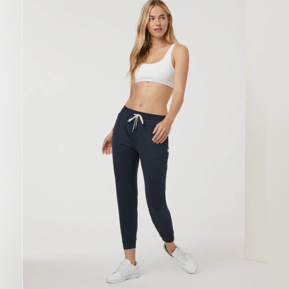 Vuori Performance Jogger Retails $98